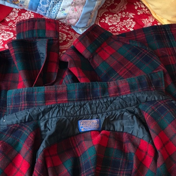 PENDLETON “EUC” made in the USA  Red/Green - Picture 4 of 5